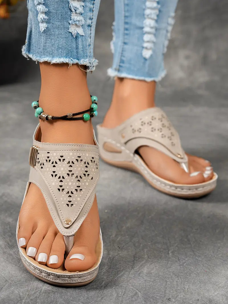 ⛱️Breathable mesh sports sandals with non-slip sole